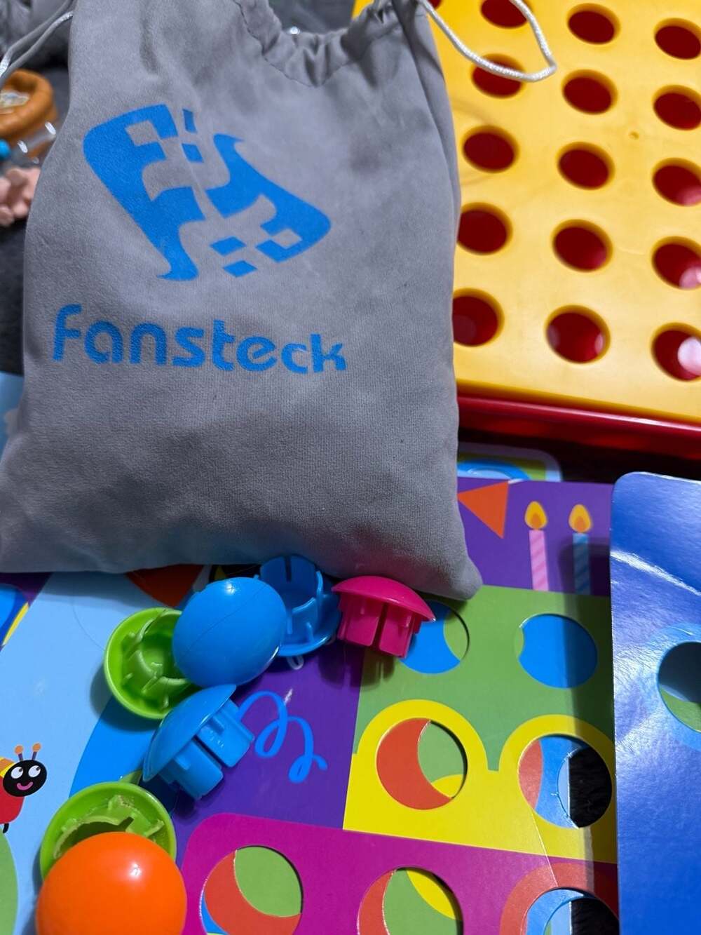 Fansteck Toddler Peg Board Fine Motor Skills Matching Toy Set